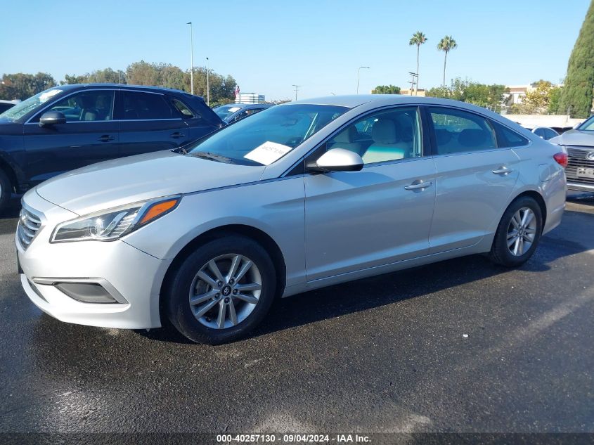 2017 Hyundai Sonata Se VIN: 5NPE24AF1HH558092 Lot: 40257130