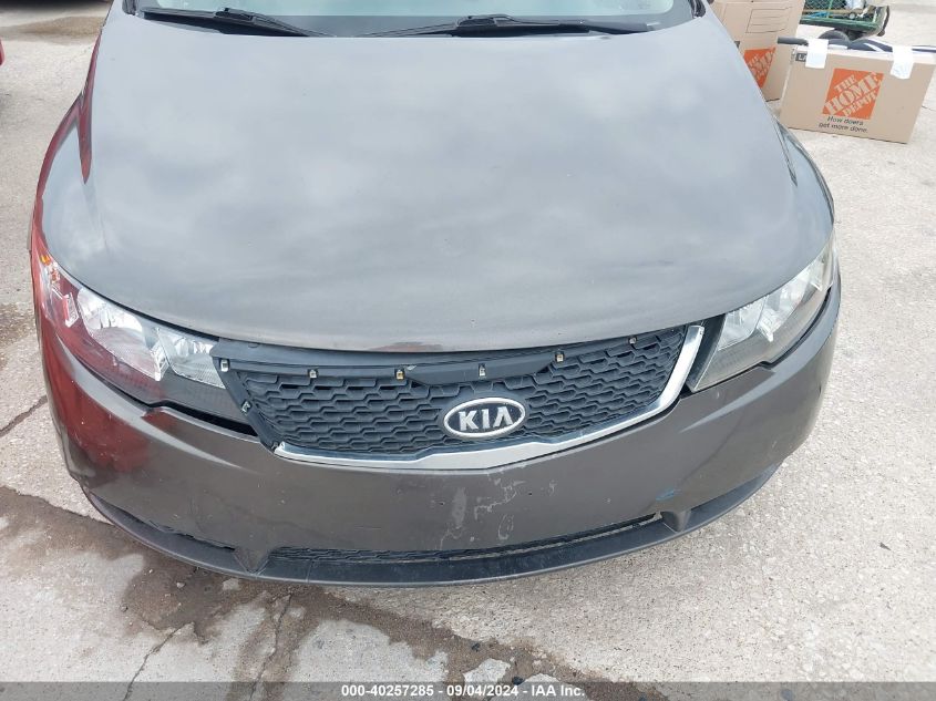 2013 Kia Forte Ex VIN: KNAFU4A26D5696181 Lot: 40257285