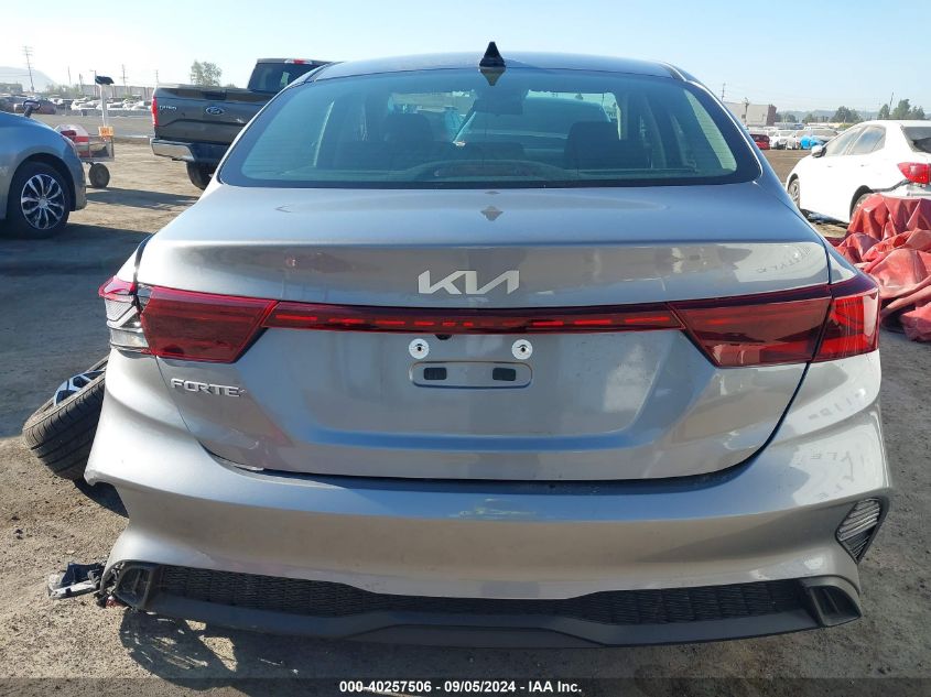 2024 Kia Forte Lxs VIN: 3KPF24AD5RE772284 Lot: 40257506