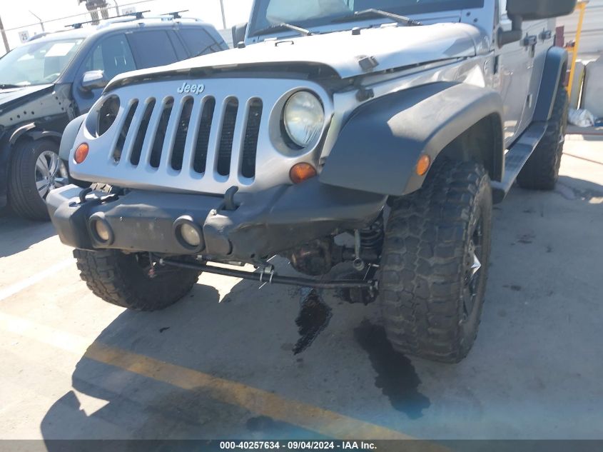 2013 Jeep Wrangler Unlimited Sport VIN: 1C4BJWDG2DL697921 Lot: 40257634