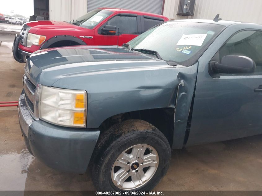 2011 Chevrolet Silverado 1500 Ls VIN: 1GCRCREA4BZ137817 Lot: 40257902