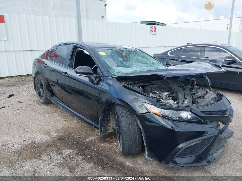 4T1T31AK0NU037958 2022 TOYOTA CAMRY - Image 1