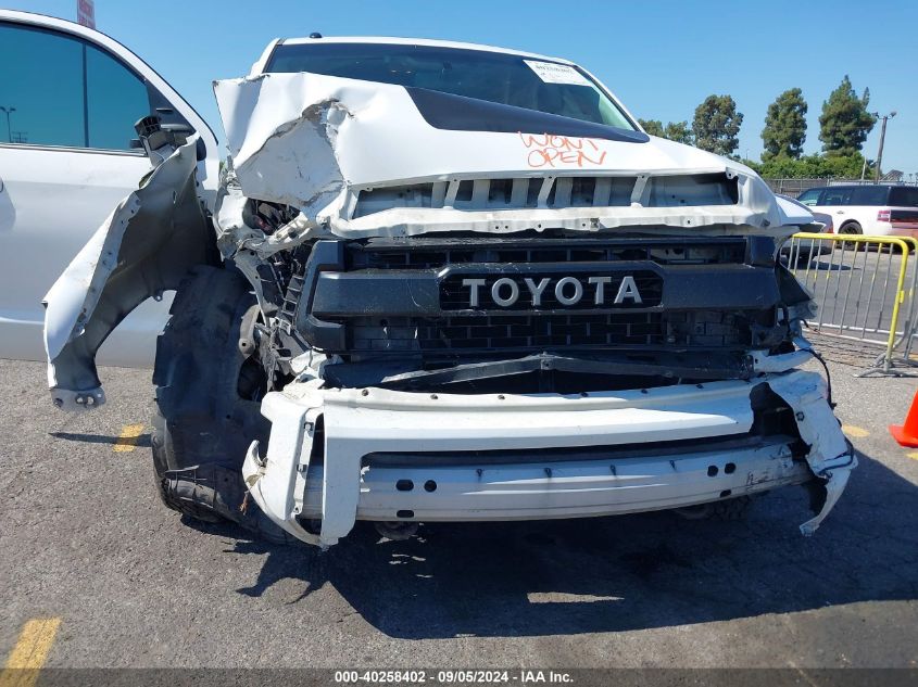 2015 Toyota Tundra Platinum 5.7L V8 VIN: 5TFAY5F15FX453153 Lot: 40258402