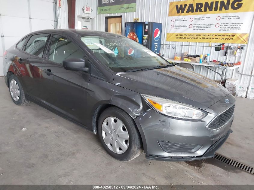 2017 Ford Focus S VIN: 1FADP3E20HL338409 Lot: 40258512