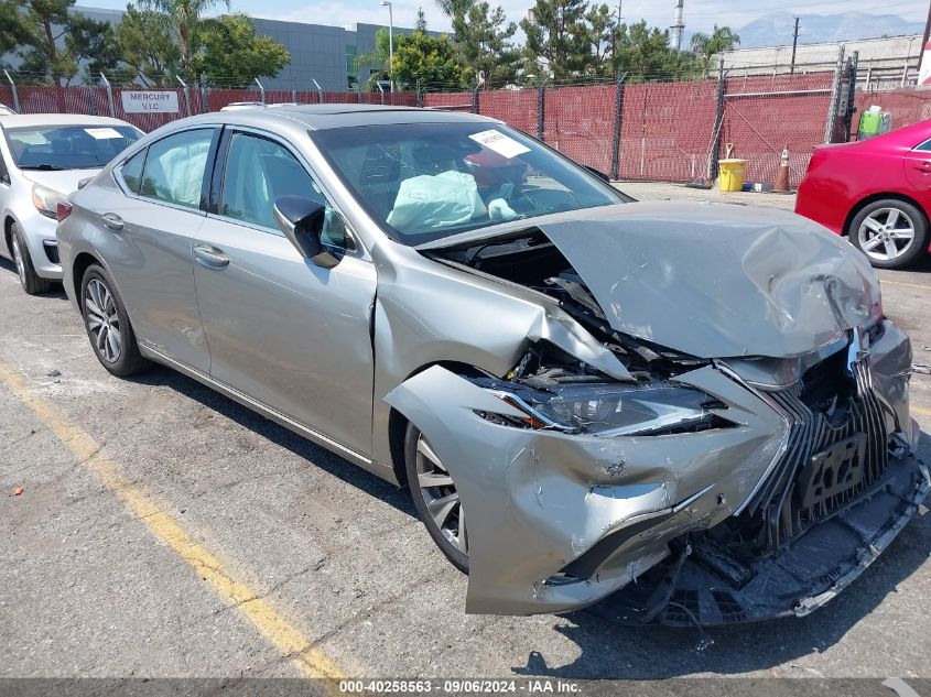 VIN 58ACA1C11MU001956 2021 Lexus ES, 300H no.1