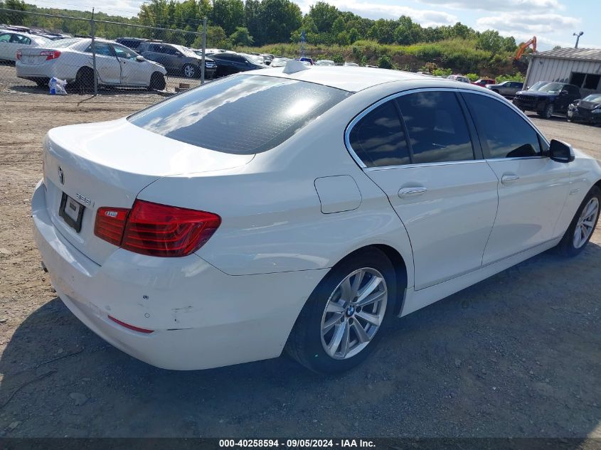 VIN WBA5A5C5XGG352962 2016 BMW 5 Series, 528I no.4