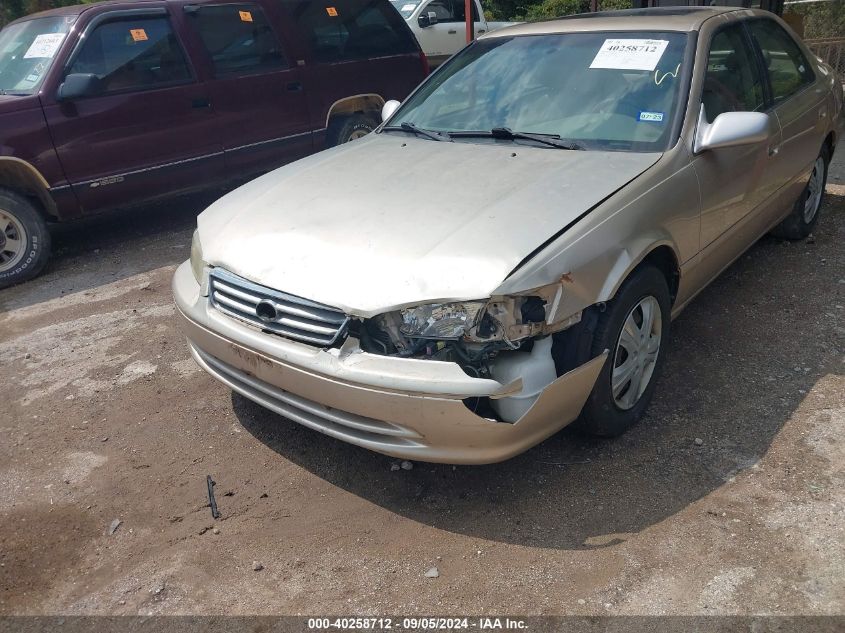 2000 Toyota Camry Le VIN: JT2BG22K7Y0417232 Lot: 40258712