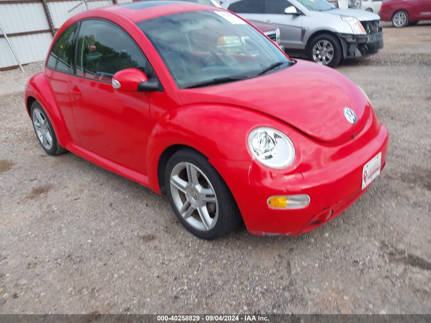 2004 VOLKSWAGEN NEW BEETLE