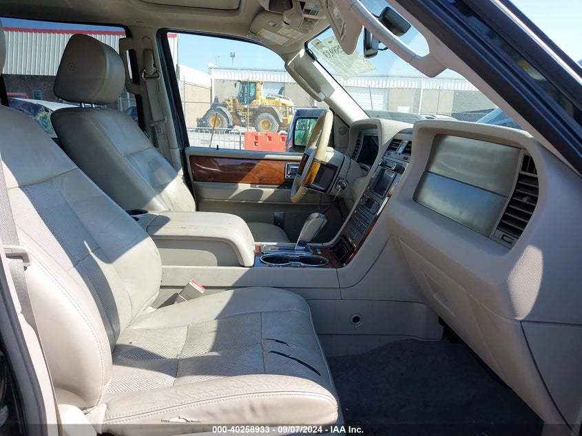 2013 LINCOLN NAVIGATOR - 5LMJJ2J57DEL09702