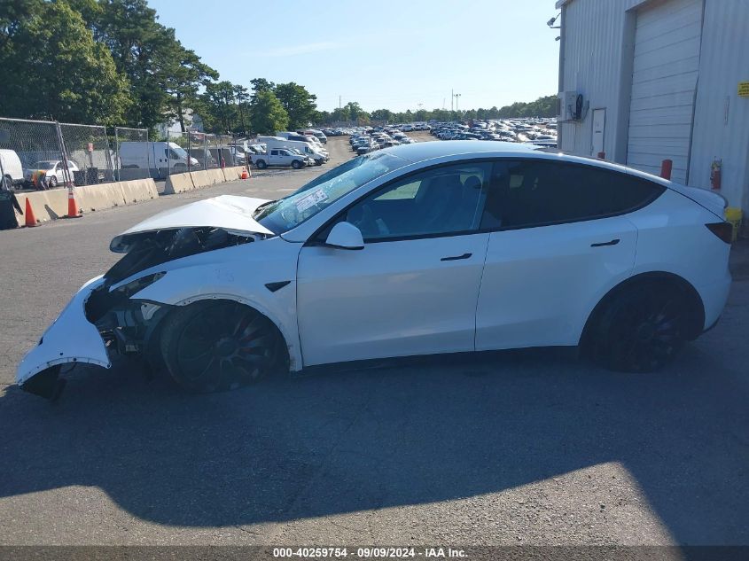 2022 Tesla Model Y Performance Dual Motor All-Wheel Drive VIN: 7SAYGDEF3NF448912 Lot: 40259754