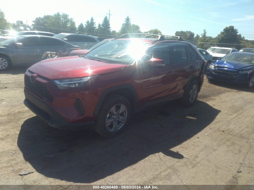 VIN 2T3P1RFV1NW268075 2022 TOYOTA RAV4 XLE