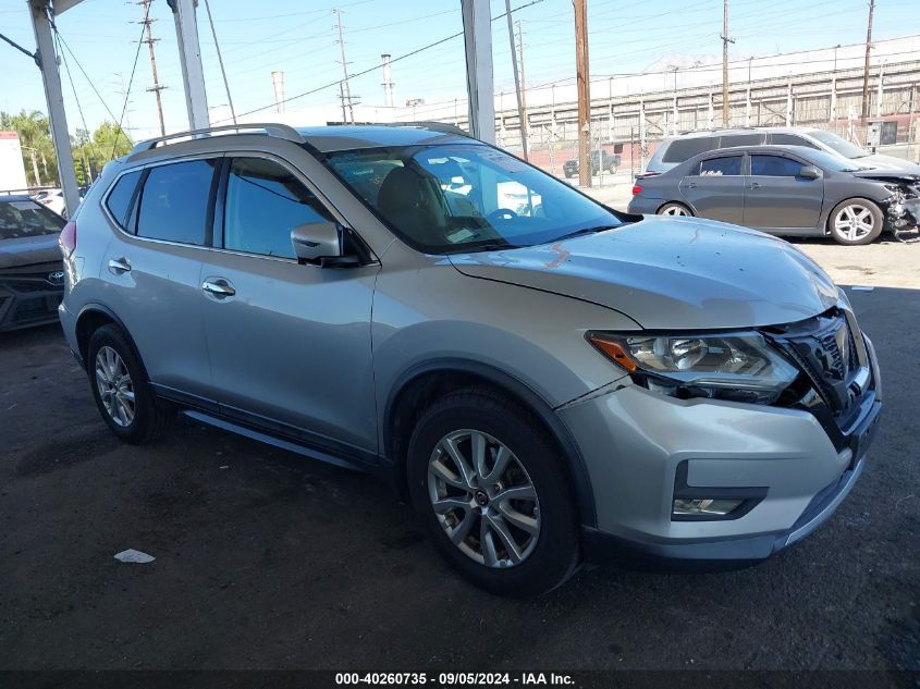 5N1AT2MT1HC876089 2017 NISSAN ROGUE - Image 1