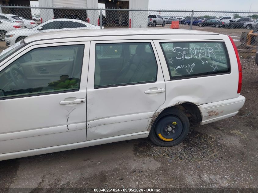 1999 Volvo V70 VIN: YV1LW55A0X2604196 Lot: 40261024