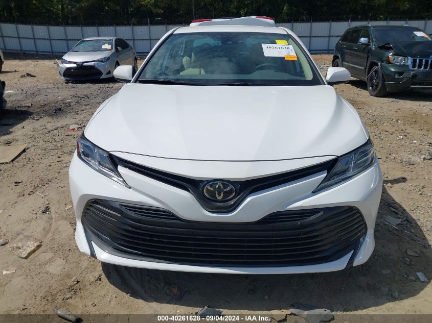 2019 Toyota Camry Le VIN: 4T1B11HK4KU702105 Lot: 40261628