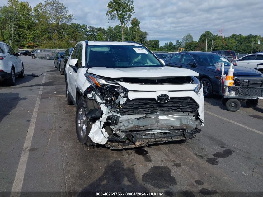 2023 Toyota Rav4 Xle/Xle Premium VIN: 2T3P1RFV2PC333214 Lot: 40261756