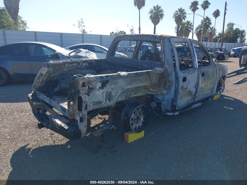 1FTRW08L12KB94422 2002 FORD F-150 photo no. 4