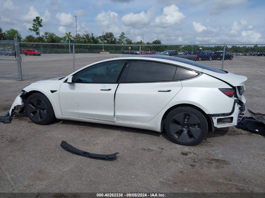 2021 Tesla Model 3 Standard Range Plus Rear-Wheel Drive VIN: 5YJ3E1EAXMF922613 Lot: 40262338