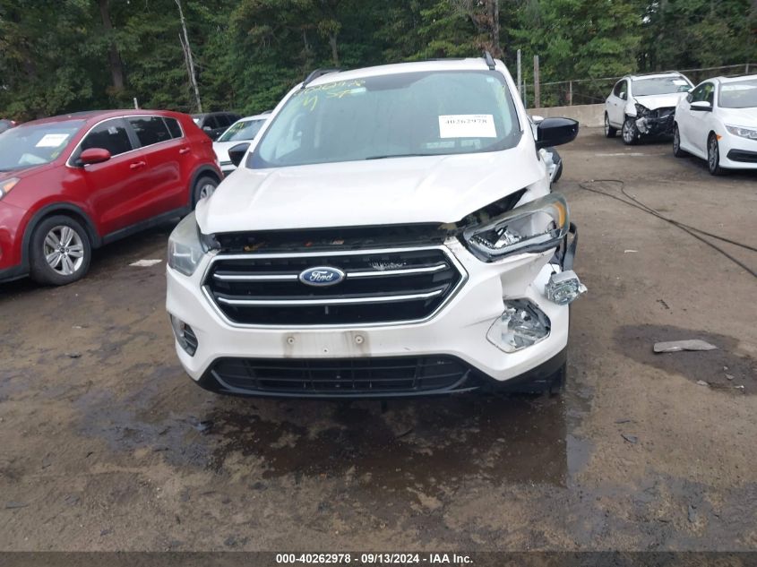 2017 Ford Escape Se VIN: 1FMCU9GDXHUC84915 Lot: 40262978