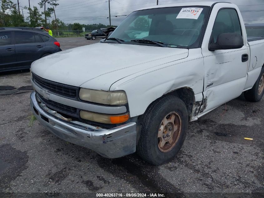 2000 Chevrolet Silverado C1500 VIN: 1GCEC14W3YZ268596 Lot: 40263716