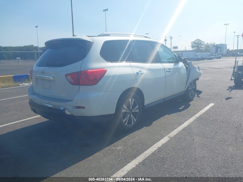 VIN 5N1DR2MM7HC901601 2017 NISSAN PATHFINDER SV