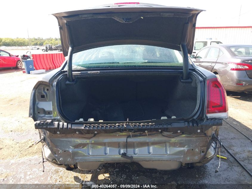 2C3CCAAG4KH675987 2019 Chrysler 300 Touring