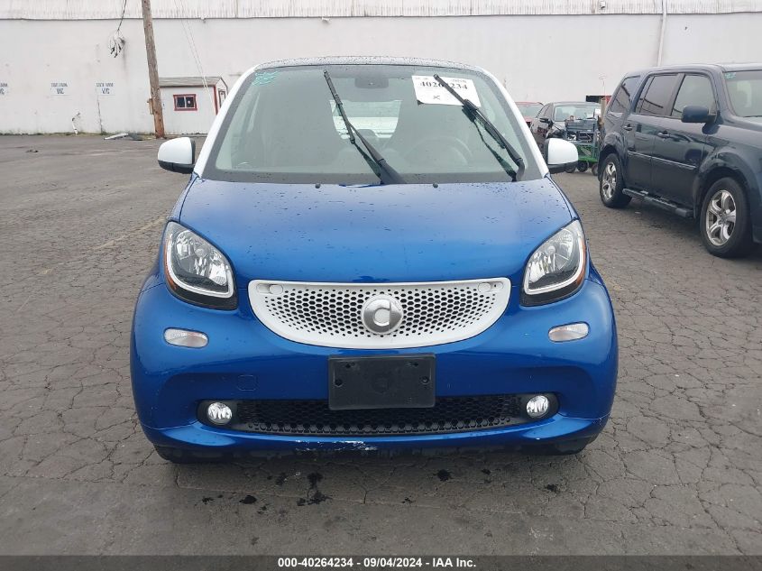 2016 Smart Fortwo Passion/Prime/Proxy/Pure VIN: WMEFJ5DA3GK059826 Lot: 40264234