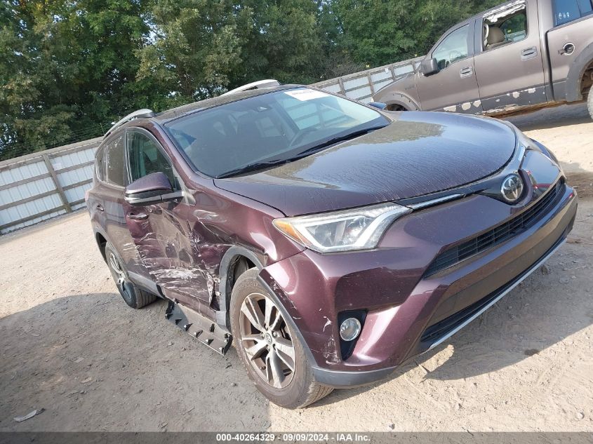 2T3RFREV5HW563745 2017 TOYOTA RAV 4 - Image 1