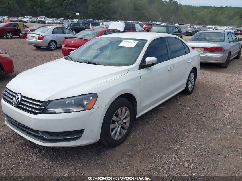 2013 Volkswagen Passat 2.5L S VIN: 1VWAH7A36DC044617 Lot: 40264526