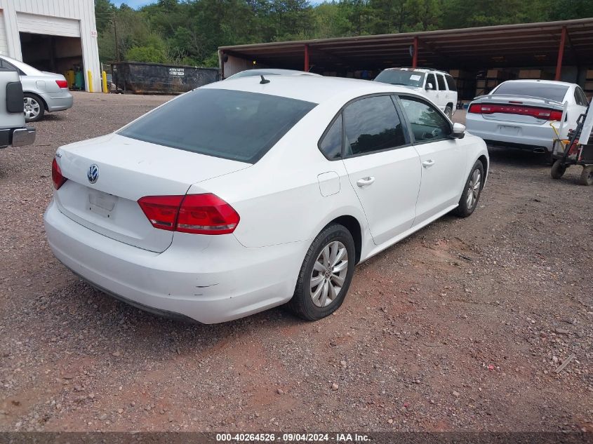 2013 Volkswagen Passat 2.5L S VIN: 1VWAH7A36DC044617 Lot: 40264526