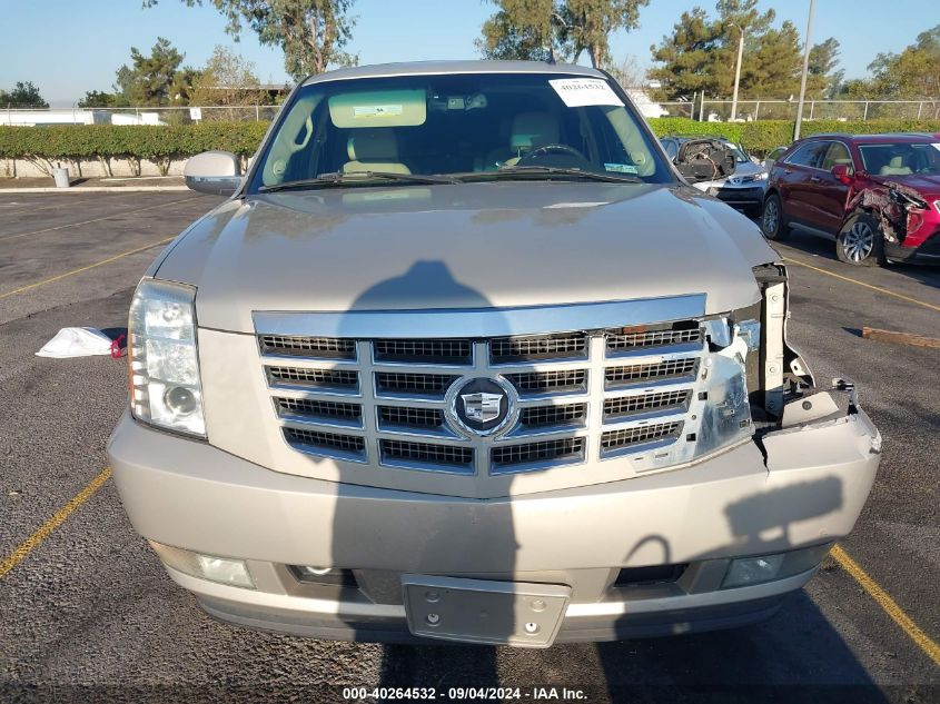 2007 Cadillac Escalade Luxury VIN: 1GYFK63867R176415 Lot: 40264532