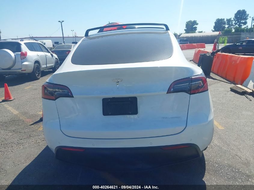 2021 Tesla Model Y Long Range Dual Motor All-Wheel Drive VIN: 5YJYGDEE8MF095697 Lot: 40264621