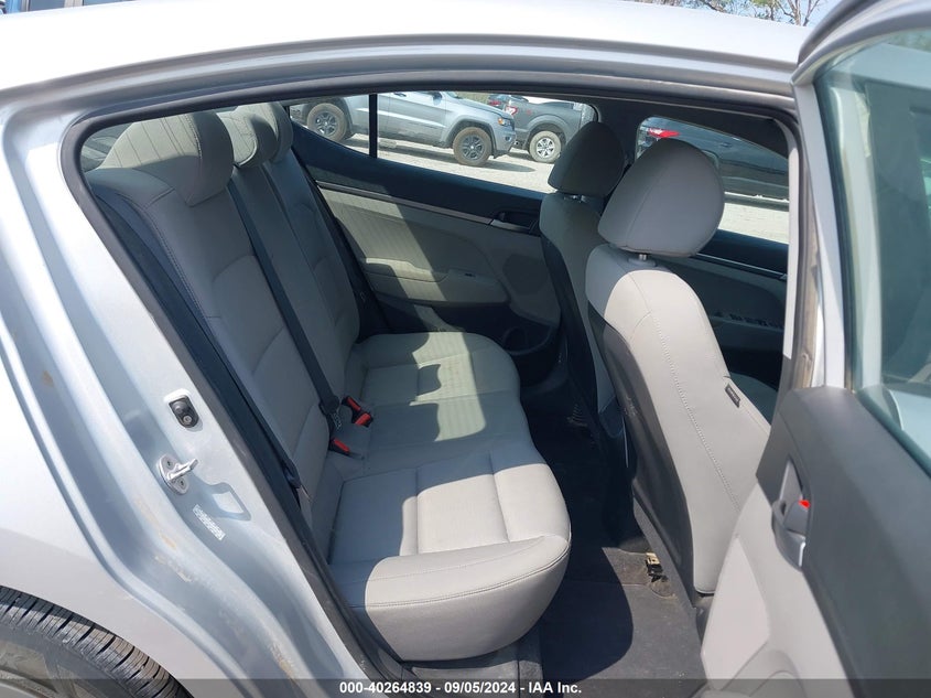 2017 HYUNDAI ELANTRA SE - KMHD74LF4HU401989