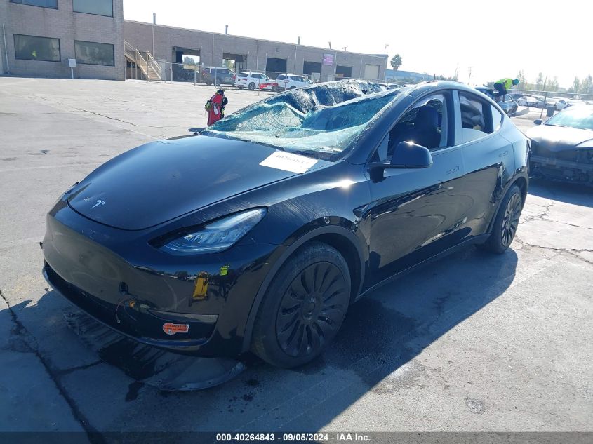 5YJYGDEE5LF057679 2020 TESLA MODEL Y - Image 2