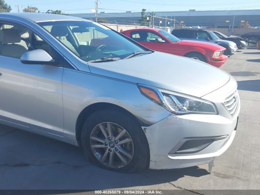 2017 Hyundai Sonata Se VIN: 5NPE24AF2HH523559 Lot: 40265079