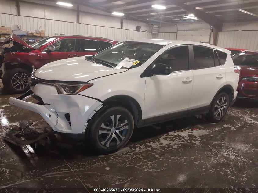 Vin: jtmbfrevxjd251232, lot: 40753893, toyota rav4 le 20182