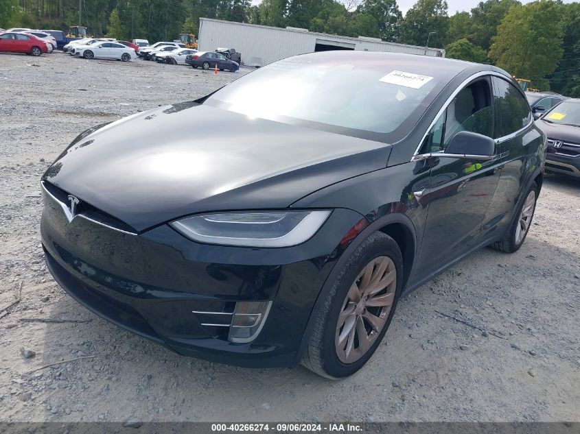 2019 Tesla Model X 100D/75D/Long Range VIN: 5YJXCAE22KF184495 Lot: 40266274