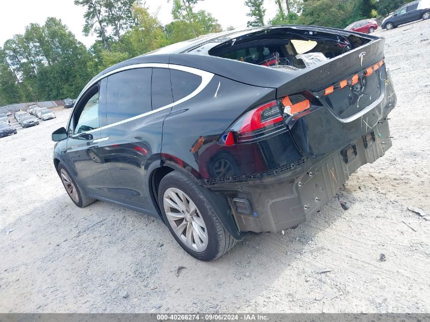 VIN 5YJXCAE22KF184495 2019 Tesla Model X, 100D/75D/... no.3