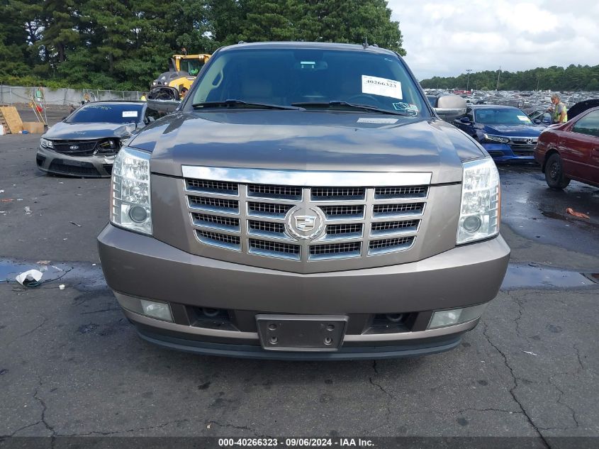 2011 Cadillac Escalade Esv Luxury VIN: 1GYS4HEF6BR371827 Lot: 40266323