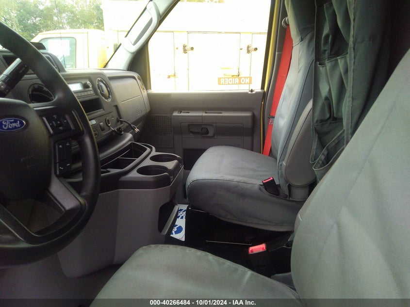 2021 FORD E-450 CUTAWAY (VIN: 1FDXE4FN0MDC34174