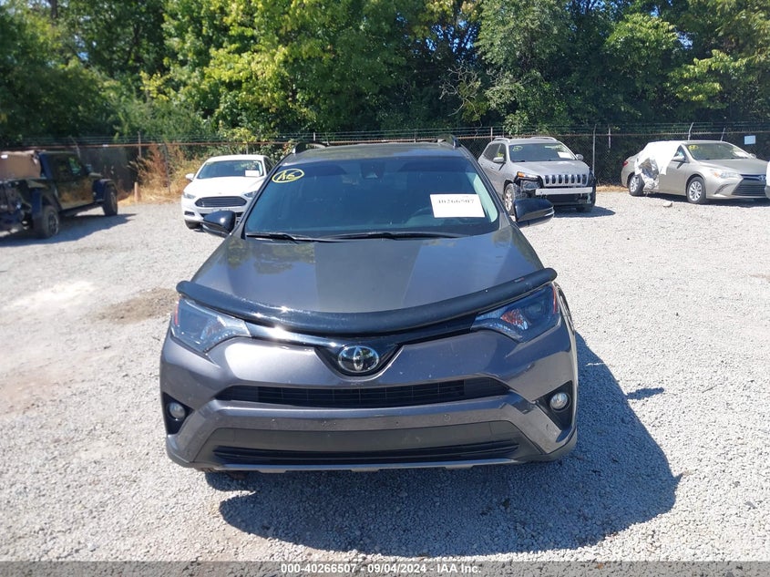 VIN 2T3RFREV5JW810171 2018 TOYOTA RAV4 ADVENTURE
