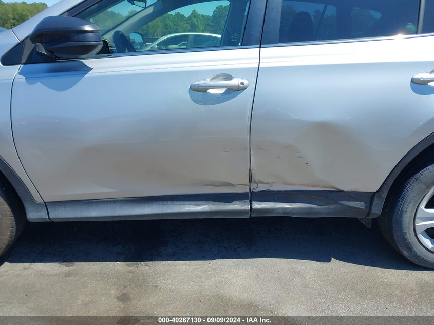 2015 TOYOTA RAV4 LE - JTMZFREV6FD073907