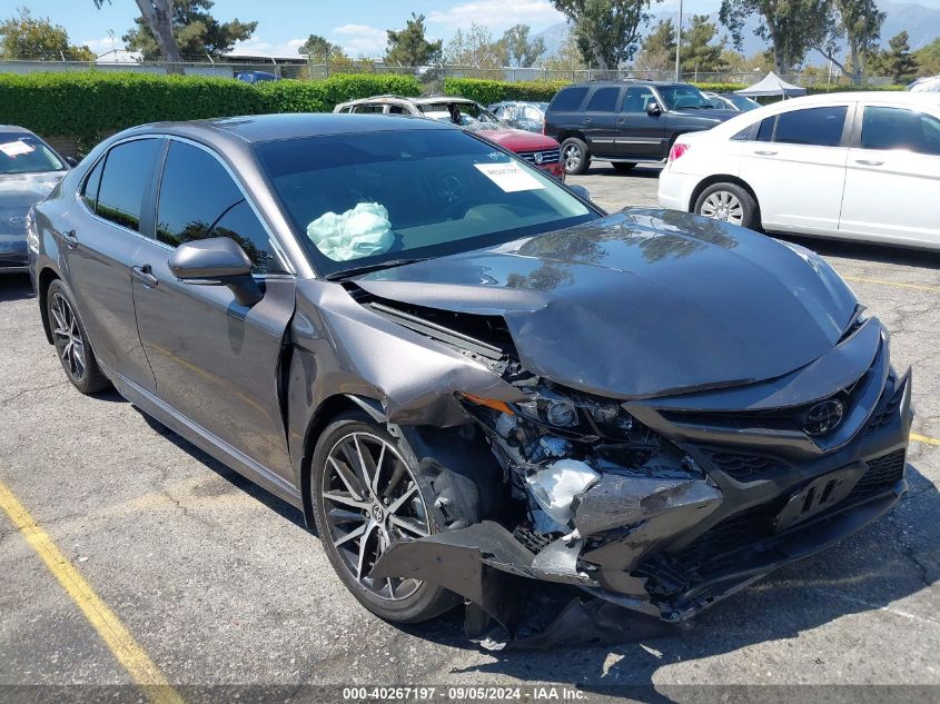 4T1G11AK8PU802215 2023 TOYOTA CAMRY - Image 1