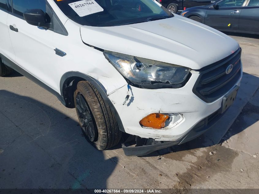 2018 Ford Escape S VIN: 1FMCU0F7XJUB41959 Lot: 40267564