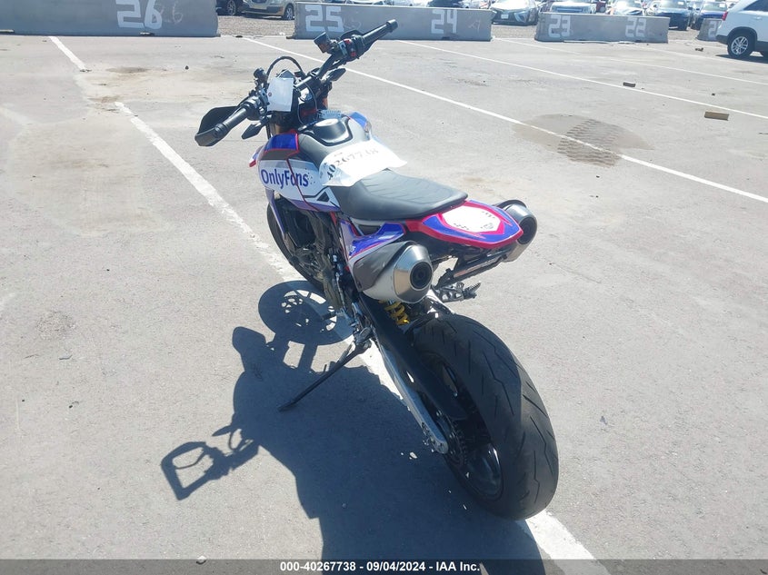 2024 DUCATI HYPERMOTARD - ZDMBAS2N7RB000366