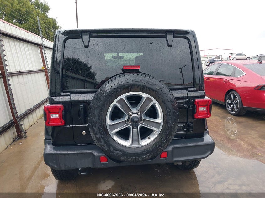 2018 JEEP WRANGLER UNLIMITED SAHARA 4X4 - 1C4HJXEG0JW238072