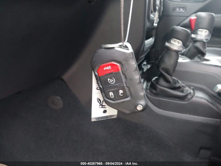 2018 JEEP WRANGLER UNLIMITED SAHARA 4X4 - 1C4HJXEG0JW238072