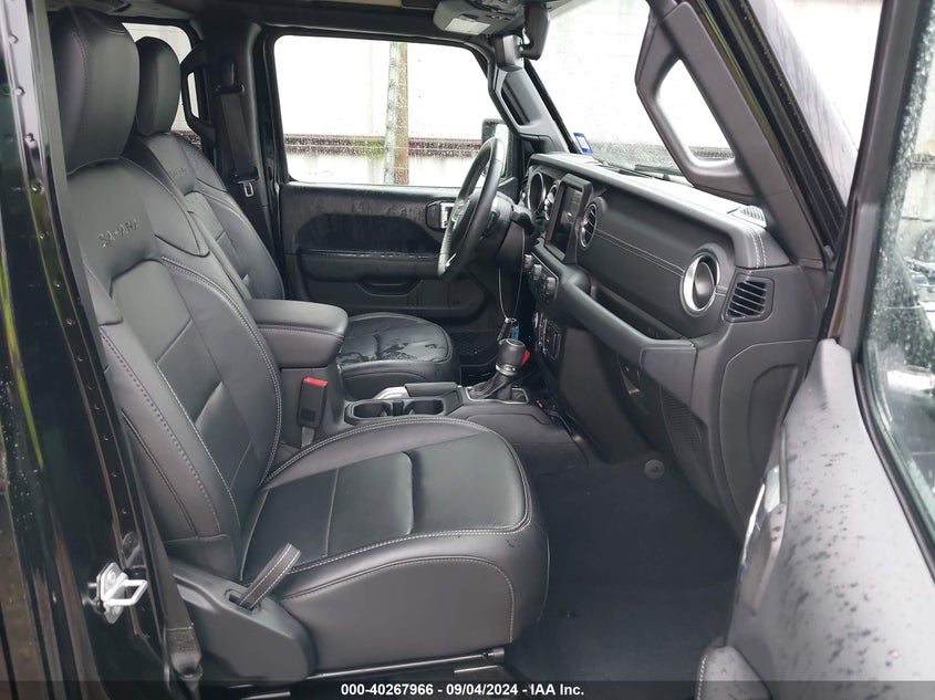 2018 JEEP WRANGLER UNLIMITED SAHARA 4X4 - 1C4HJXEG0JW238072