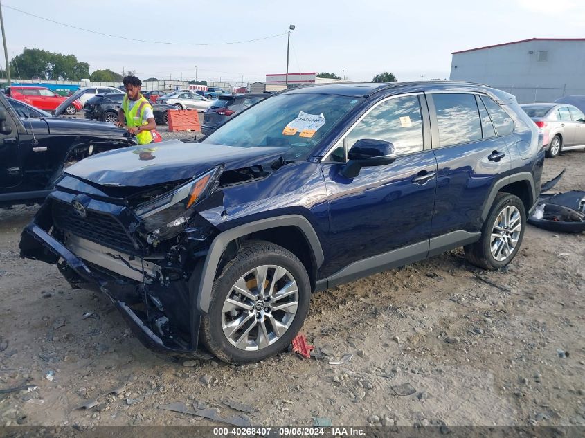 VIN 2T3C1RFV9NW207748 2022 Toyota RAV4, Xle Premium no.2