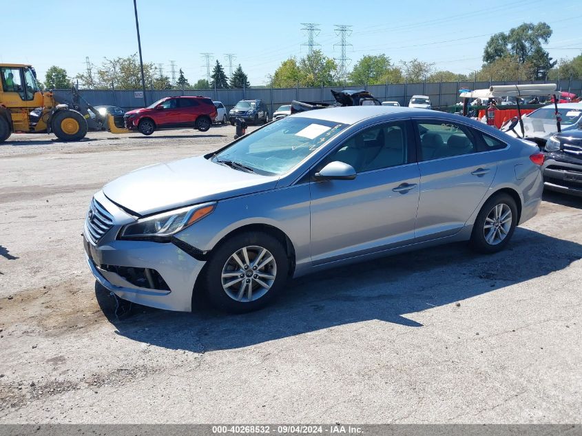 5NPE24AF4FH024775 2015 HYUNDAI SONATA - Image 2