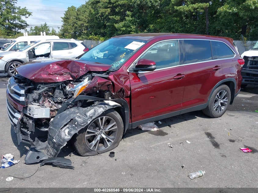 VIN 5TDBZRFH4KS741591 2019 TOYOTA HIGHLANDER LE